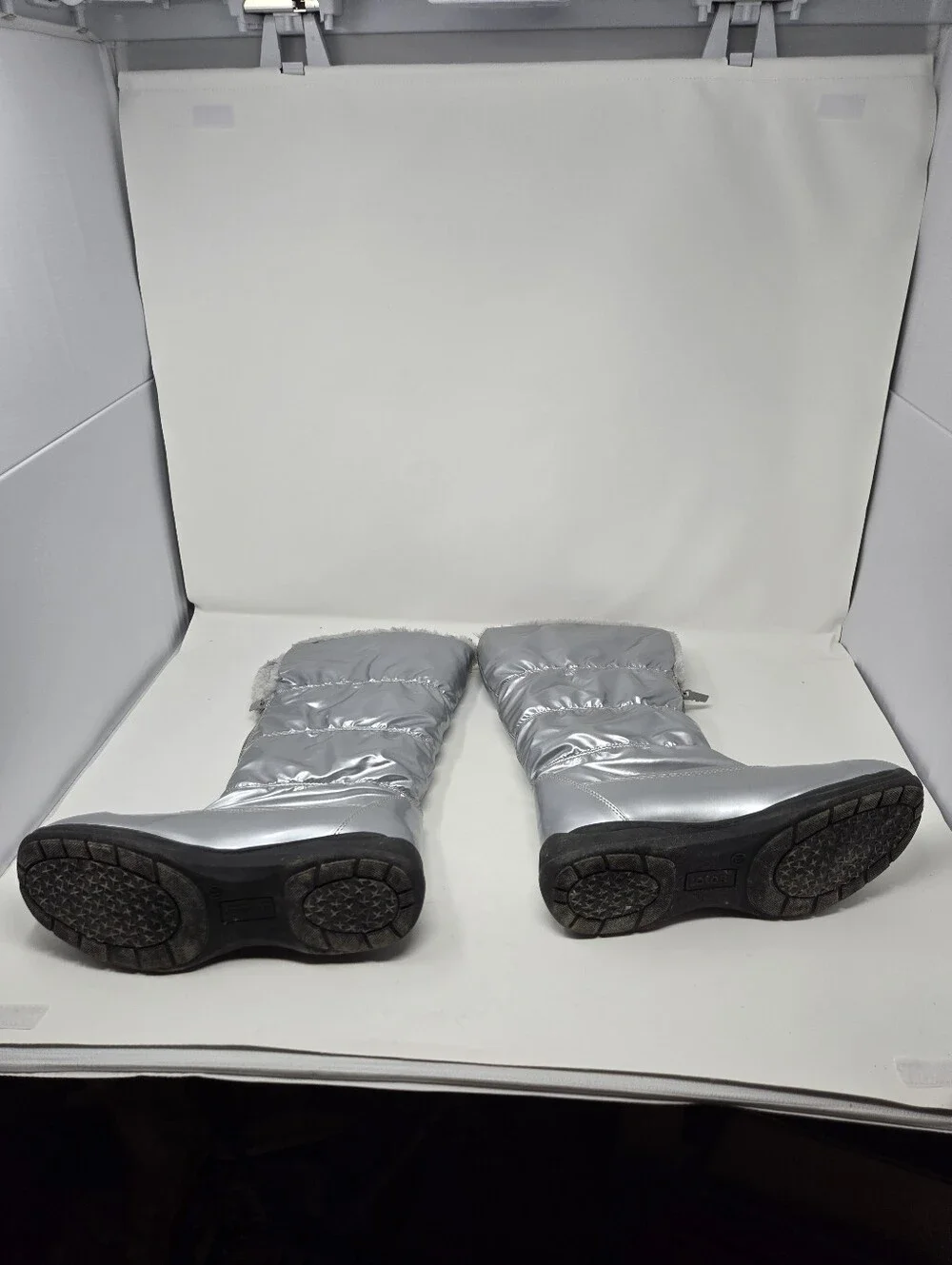 totes metalic silver